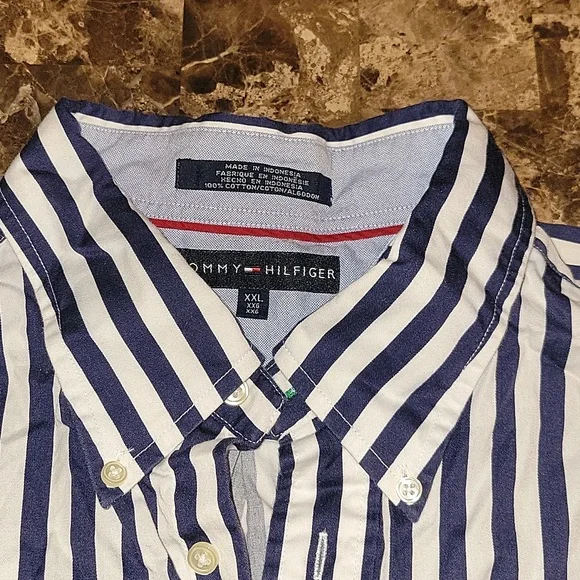 Men's Tommy Hilfiger Blue and White Casual Button Down Shirt - Picture 2 of 6